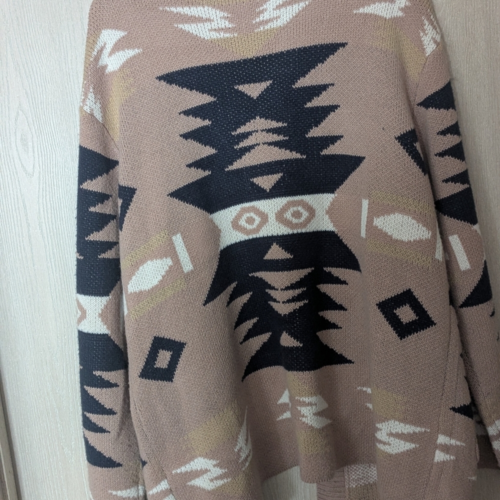 Haptics Aztec Pattern Cardigan - Picture 4 of 4